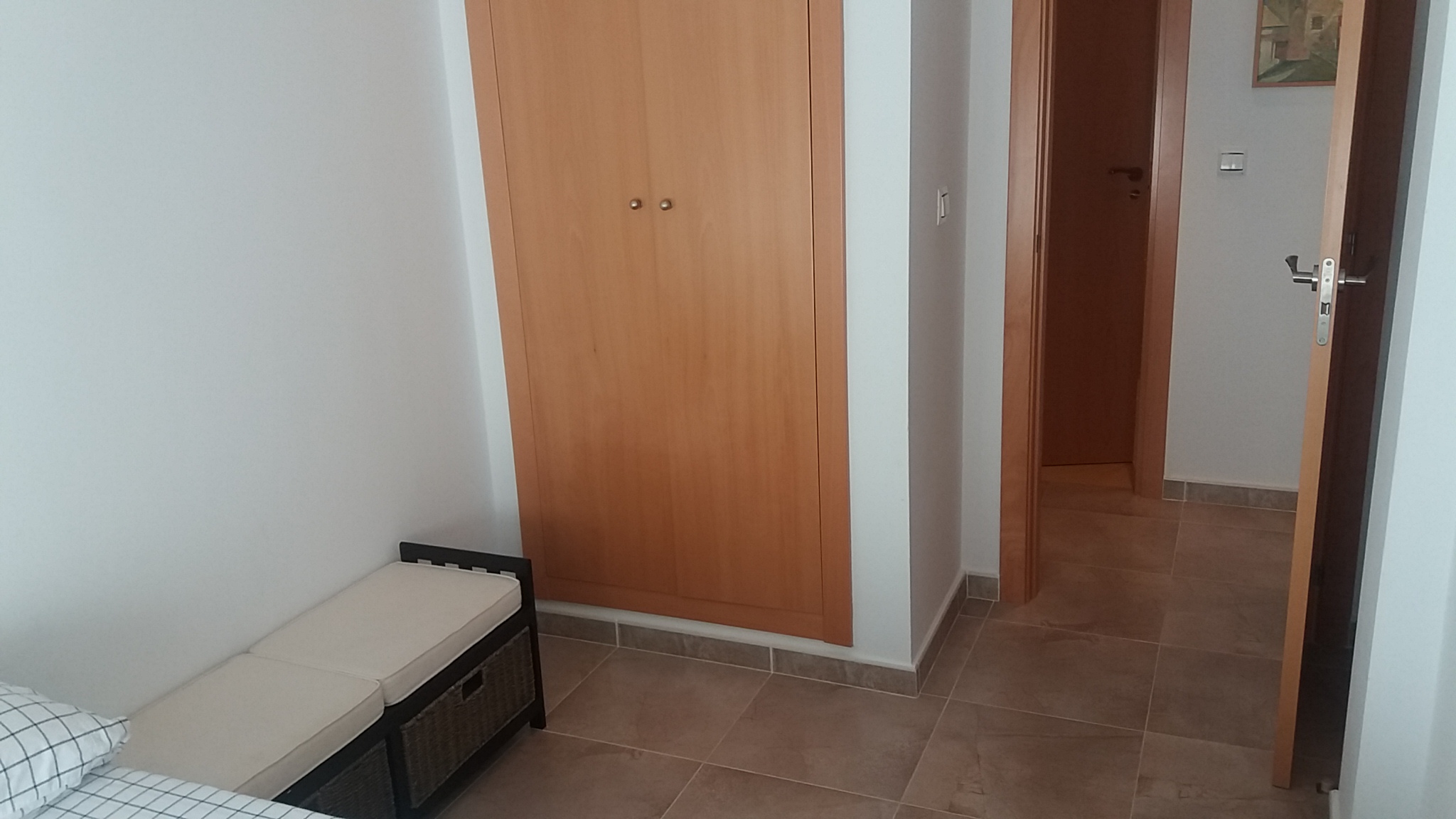 SE ALQUILA apartamento Bajo con jardin 4/6 personas