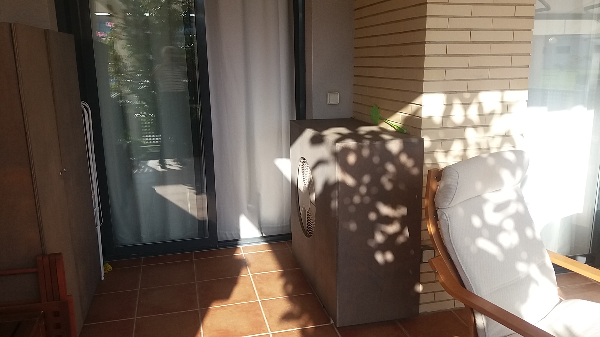 SE ALQUILA apartamento Bajo con jardin 4/6 personas