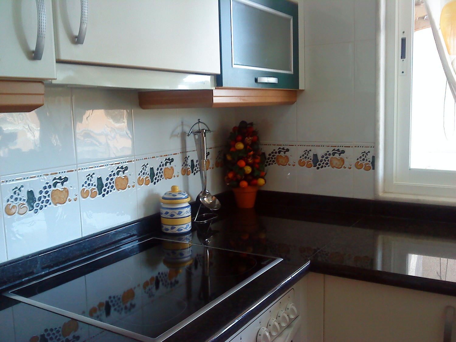 SE ALQUILA en Peñiscola con VISTAS AL MAR