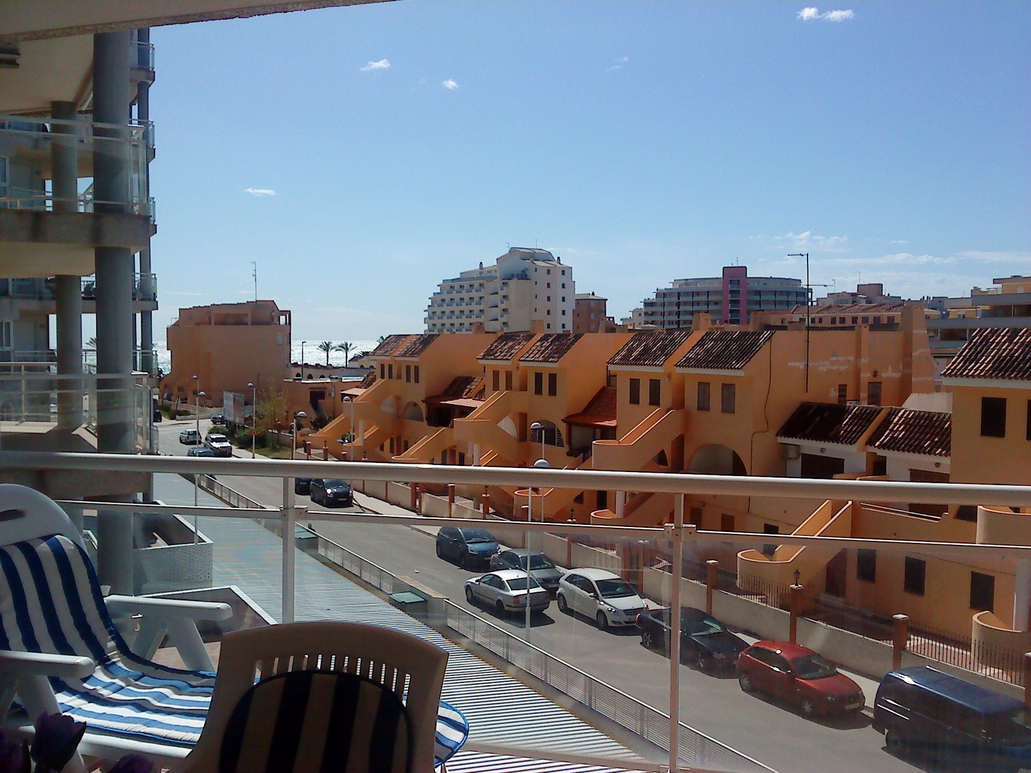SE ALQUILA en Peñiscola con VISTAS AL MAR