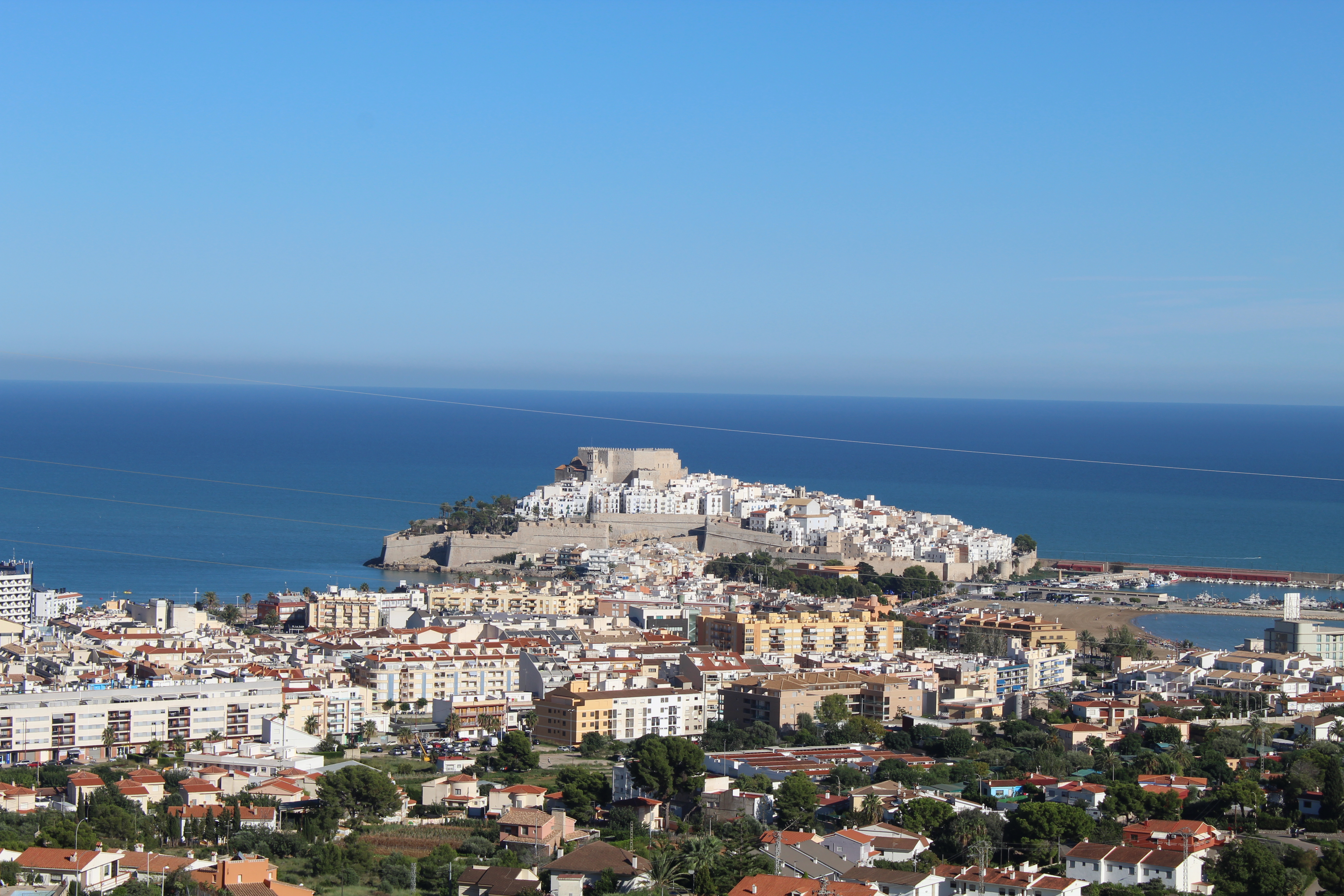 SE ALQUILA casa en Atalayas con vista Mar y Castillo de Peñíscola