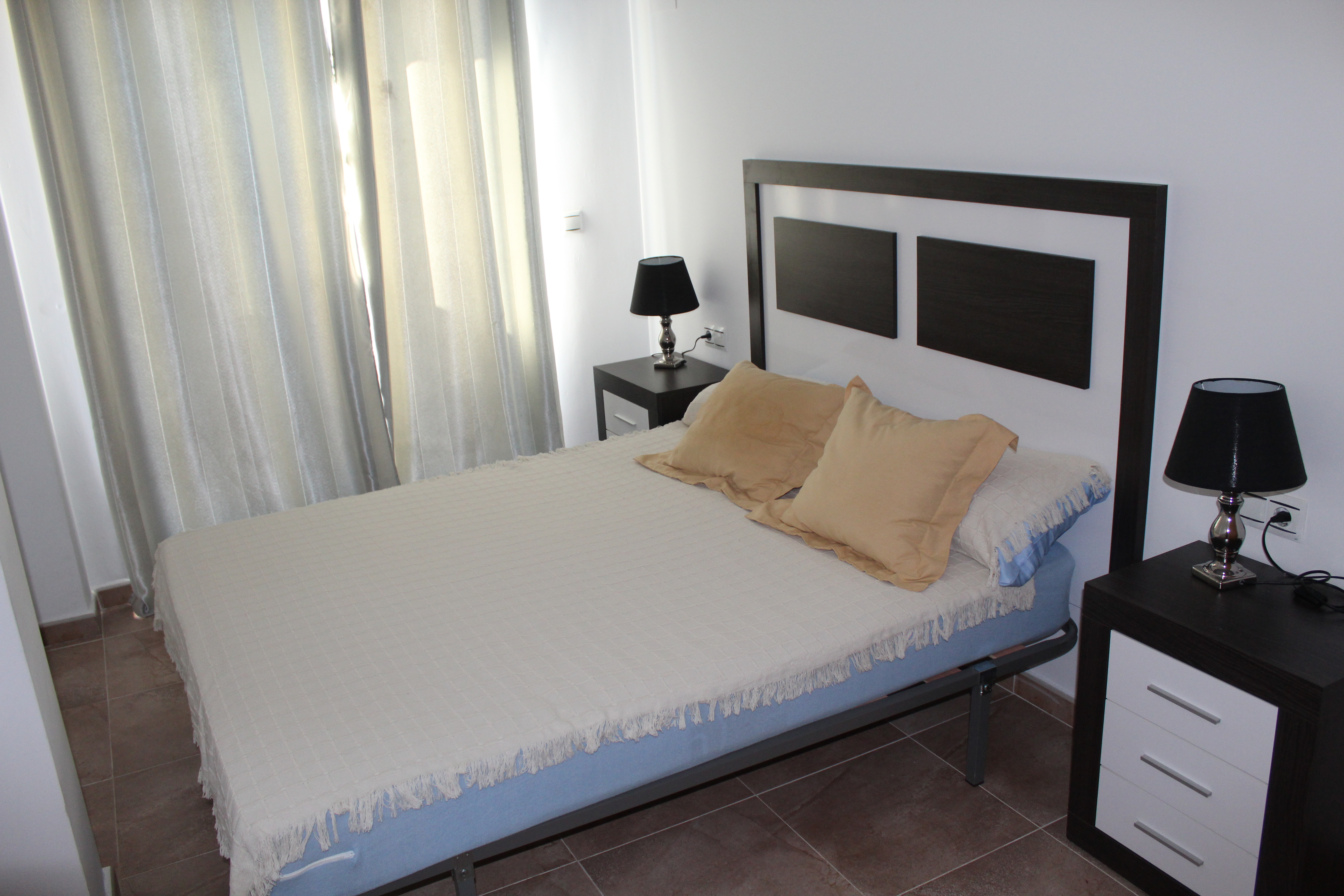 SE ALQUILA Apto en Campo de Golf Panorámica