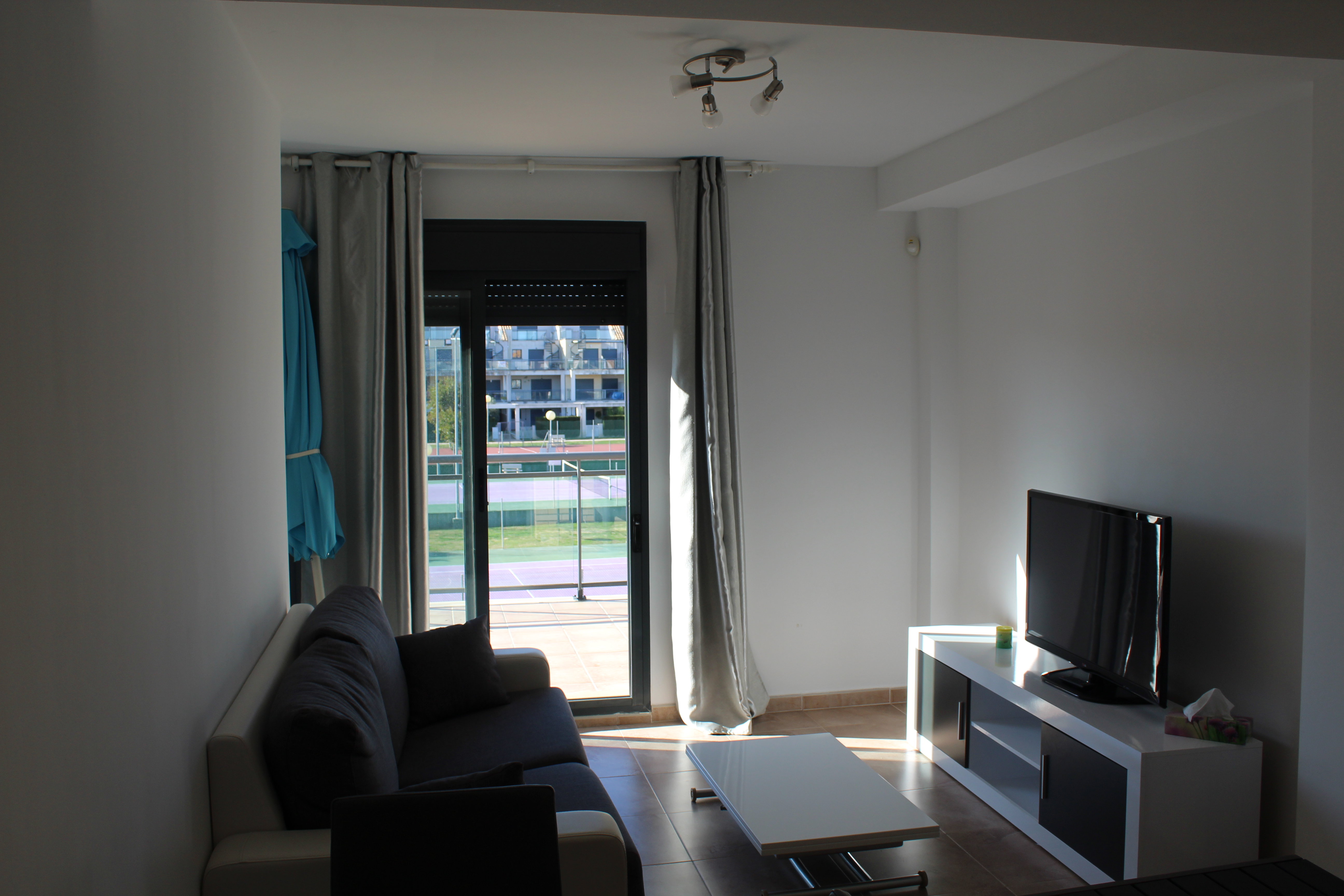 SE ALQUILA Apto en Campo de Golf Panorámica