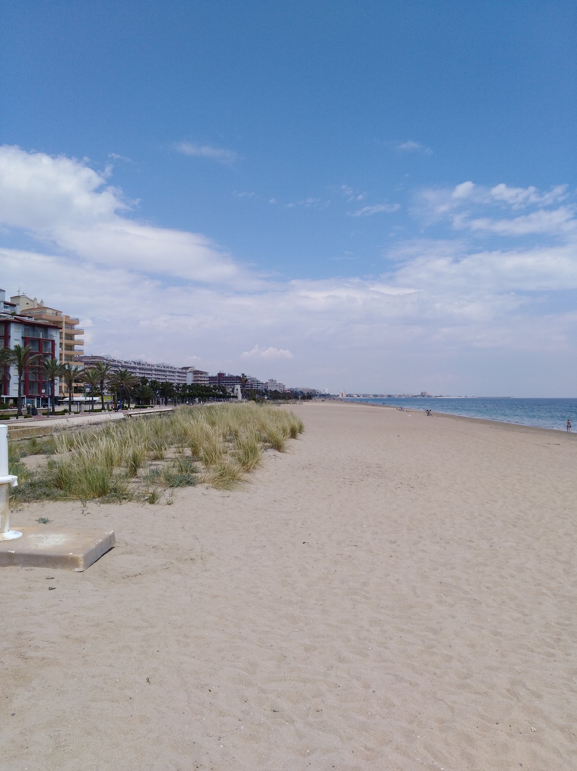 SE ALQUILA en Peñiscola con VISTAS AL MAR
