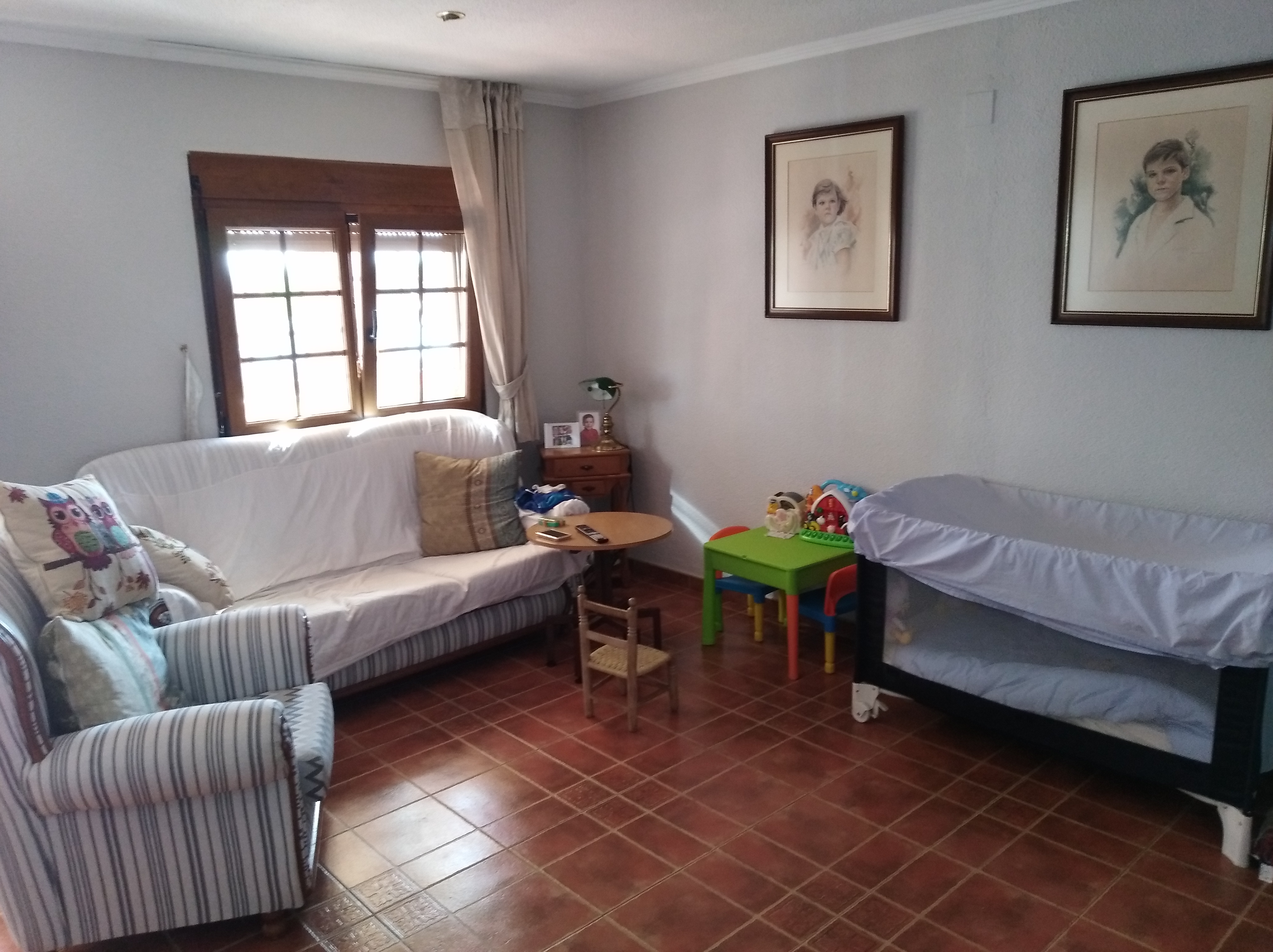 SE VENDE Chalet individual con piscina en Benicarló.