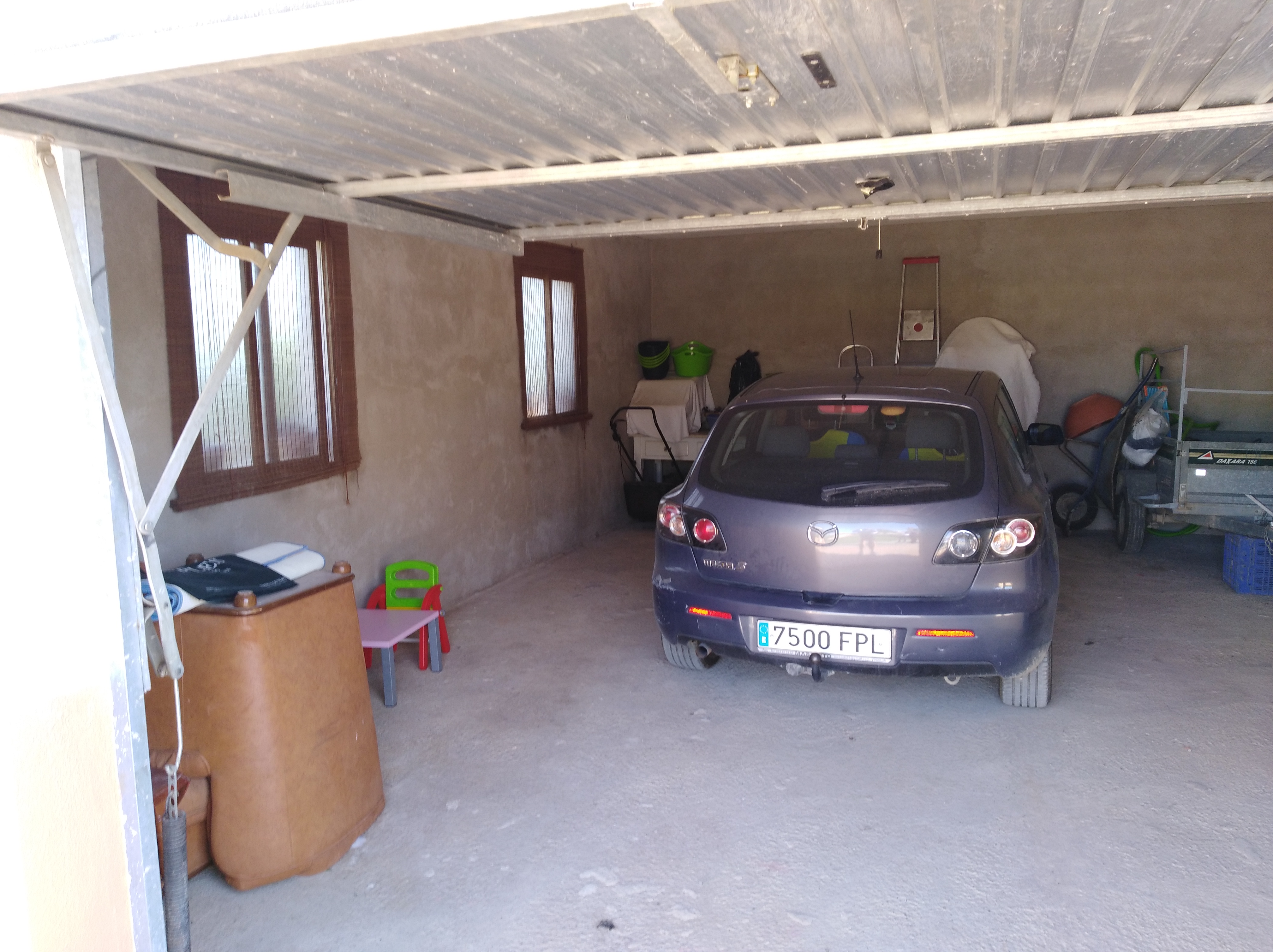 SE VENDE Chalet individual con piscina en Benicarló.