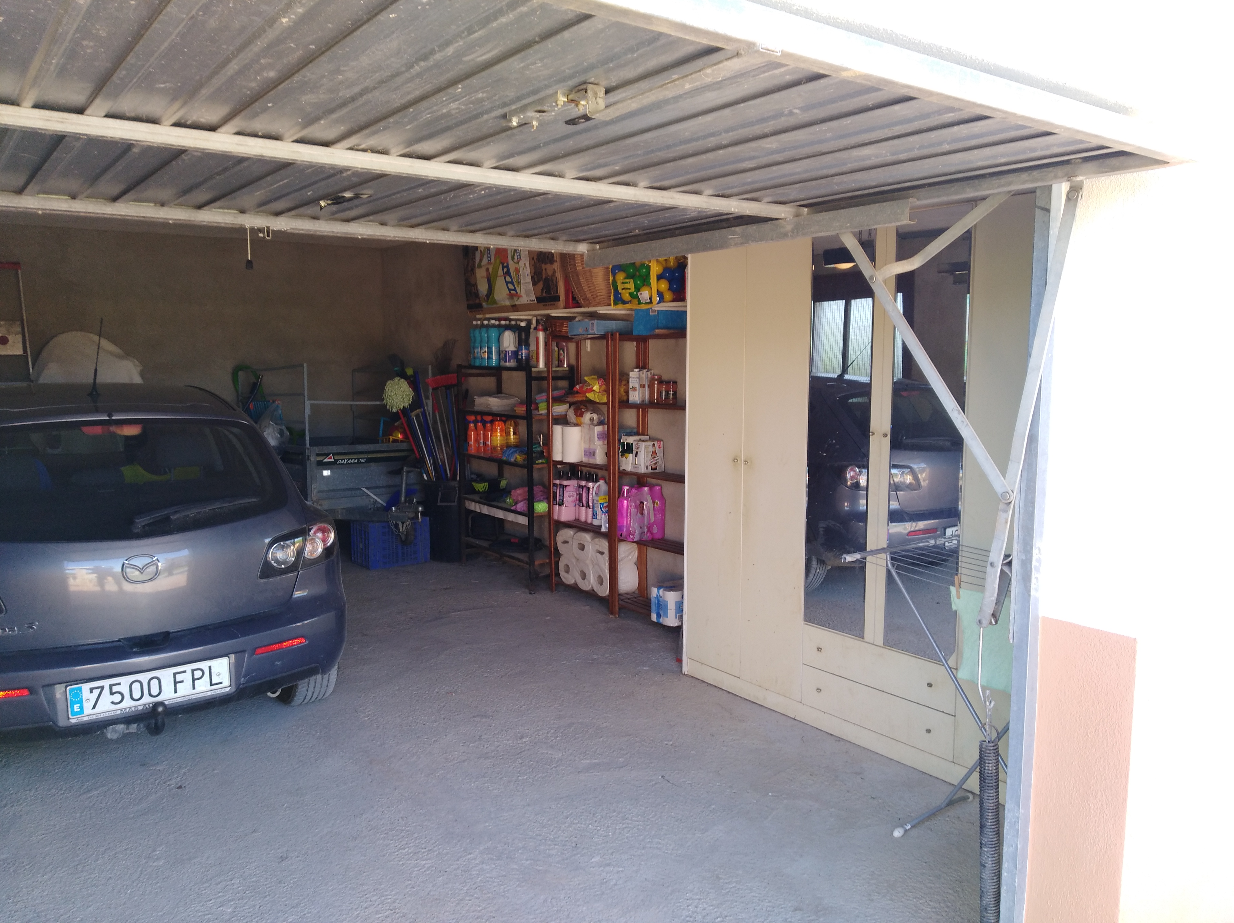 SE VENDE Chalet individual con piscina en Benicarló.