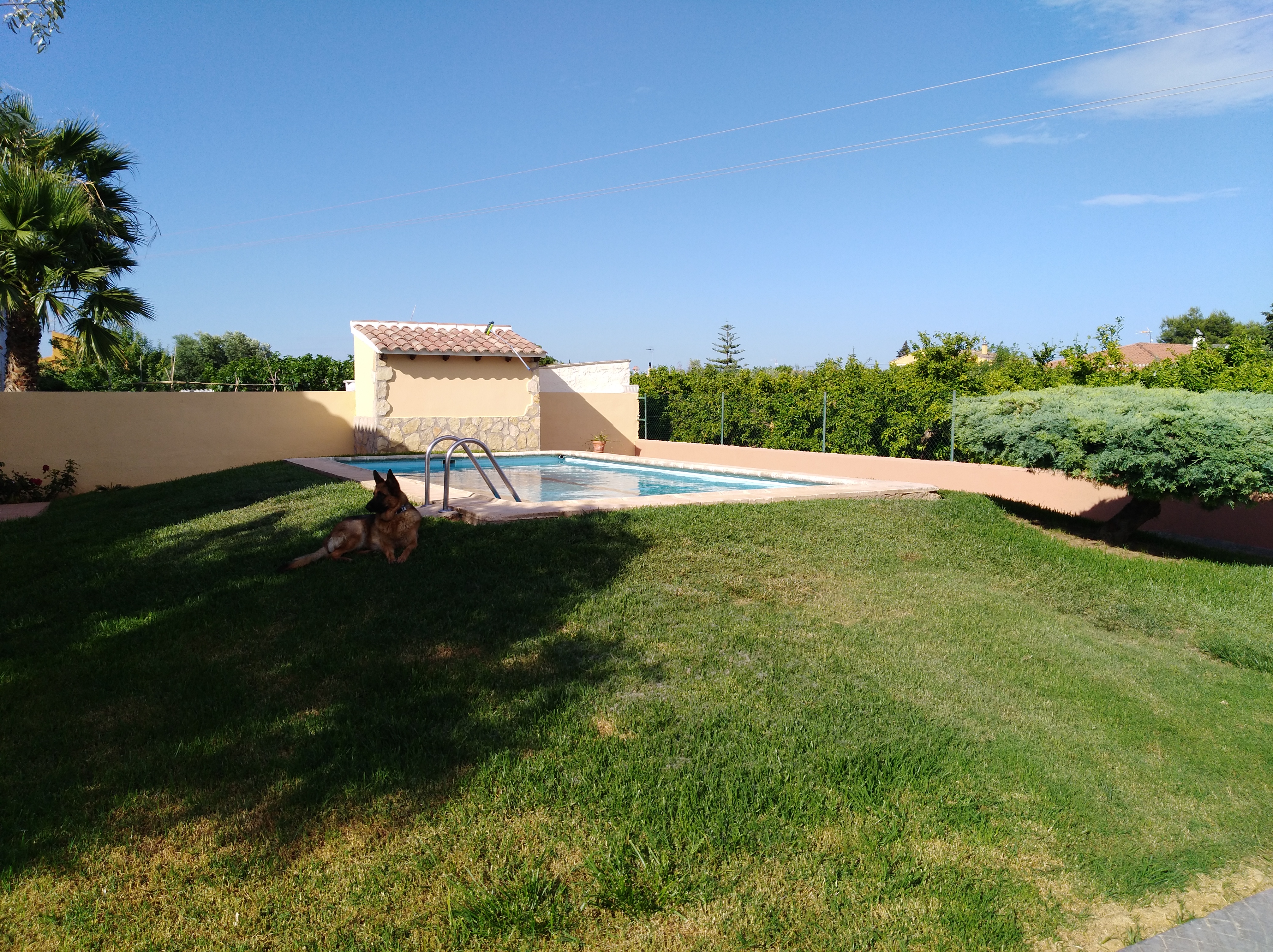 SE VENDE Chalet individual con piscina en Benicarló.